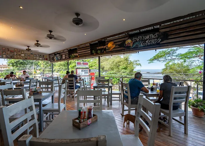 Hotel Iguana Surf Boutique Rooftop Pool & Beachfront Tamarindo