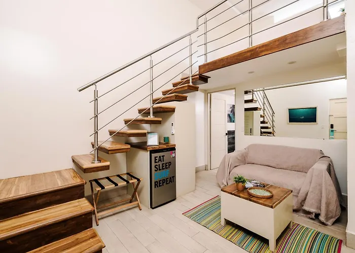 Iguana Surf Boutique Rooftop Pool & Beachfront *