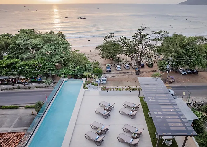 Iguana Surf Boutique Rooftop Pool & Beachfront Hotel Tamarindo